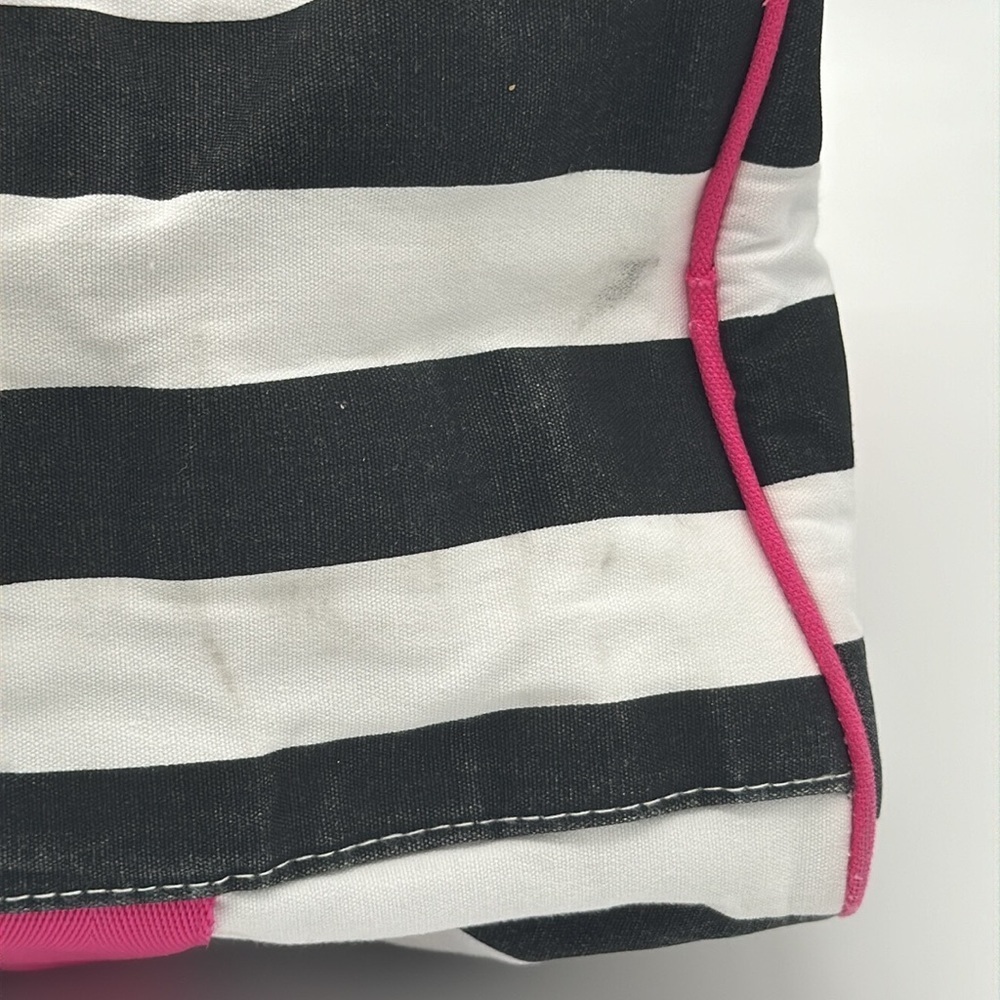 VICTORIA'S SECRET Zip around‎ MEDIUM Bag Shopping/Travel/Striped - Picture 6 of 11
